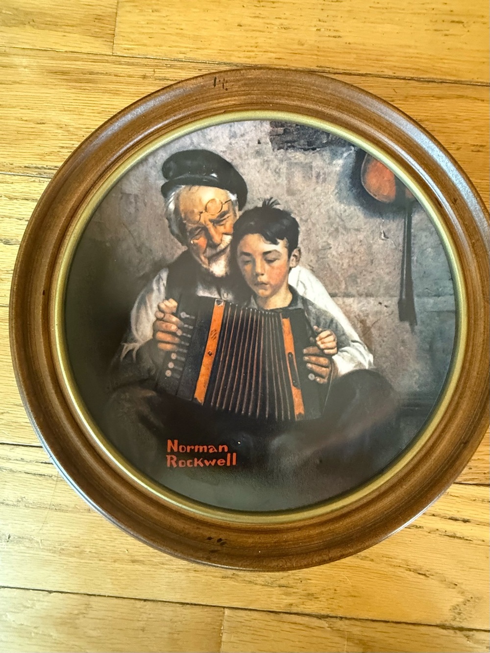 Norman Rockwell Round plate/Wall Art - Knowles 1981